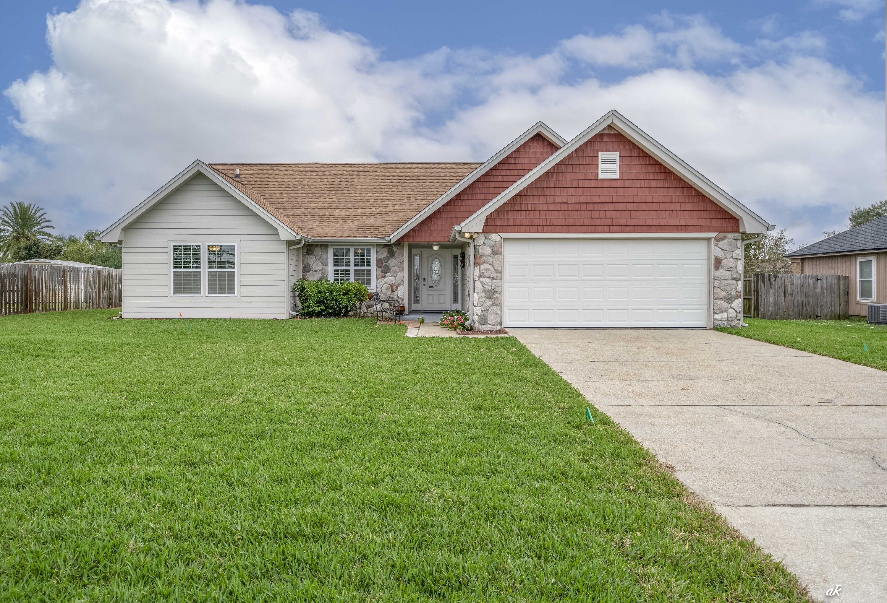 305 South Star Avenue - 1